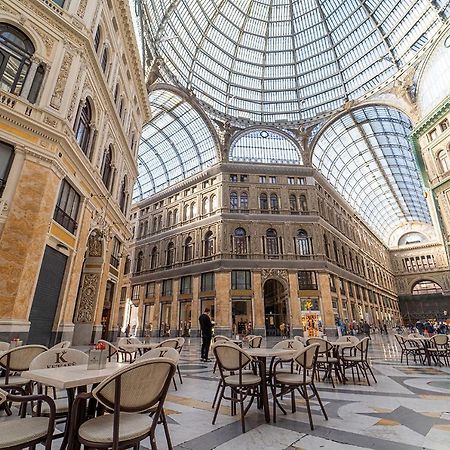 Le 4 Stagioni Napoli Centro Hotel Bagian luar foto