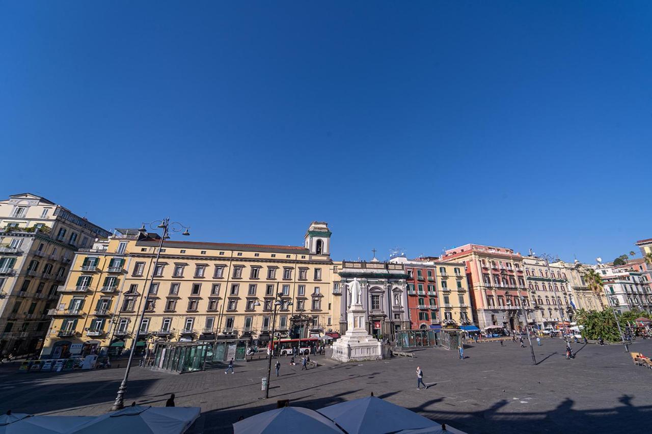 Le 4 Stagioni Napoli Centro Hotel Bagian luar foto