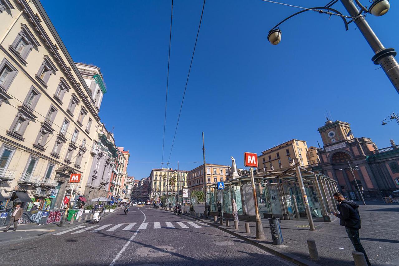 Le 4 Stagioni Napoli Centro Hotel Bagian luar foto