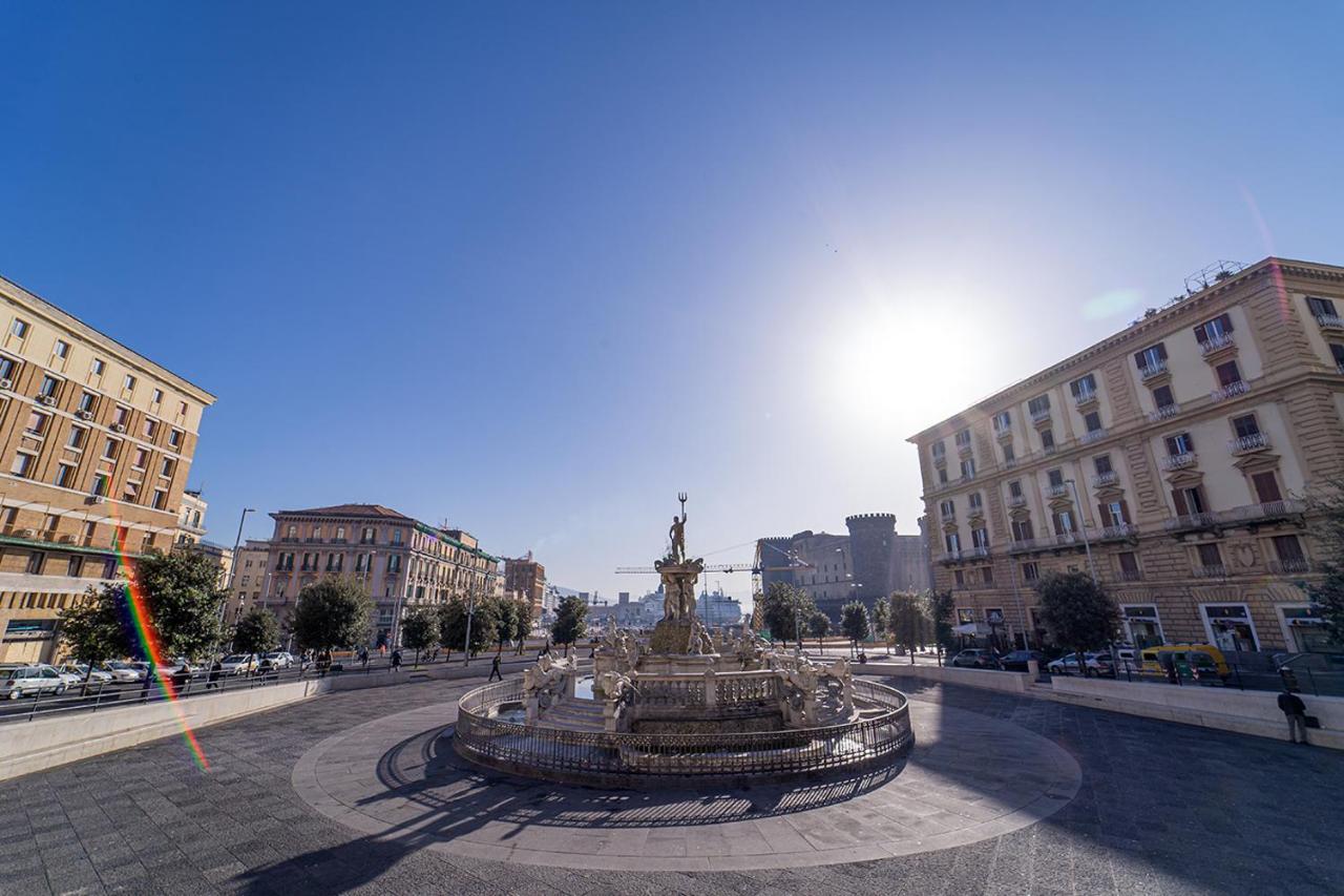 Le 4 Stagioni Napoli Centro Hotel Bagian luar foto